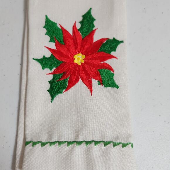 Vintage Hallie ST. Mary INC Linen Blend Christmas Poinsettia Fingertip Towels - Picture 10 of 13